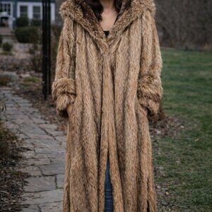 RACOON FUR COAT XTRA SMALL MICHAEL FORRESTER